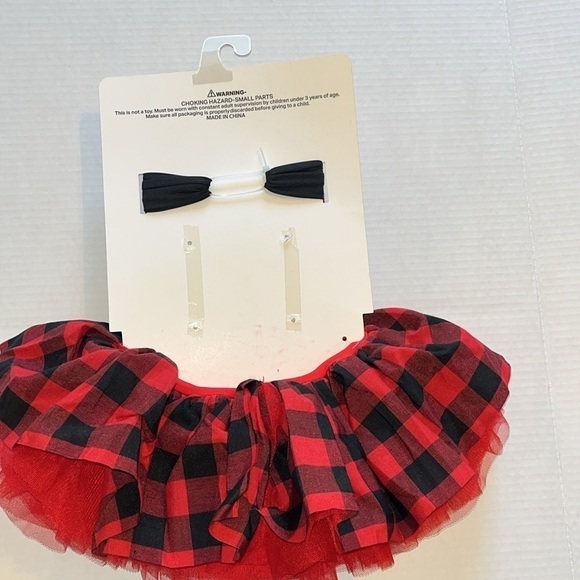 NWT-Bebe baby-3pc set-red/black-hair bow, white booties, elastic ruffled skirt. - Picture 2 of 7